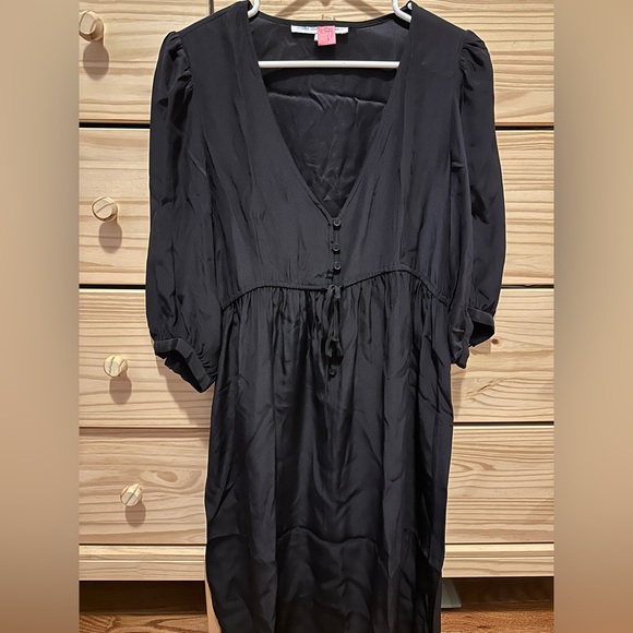 Built by Wendy - VINTAGE black, silk, deep v neck dress - Picture 1 of 6